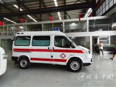 自主品牌欧系救护车的代言人-江铃特顺救护车评测