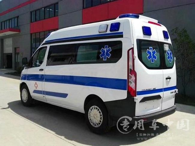 福特V348紧急救护车图片