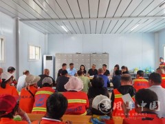 山东省潍坊市环卫工人开展安全生产培训
