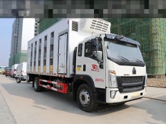 国六重汽豪沃畜禽运输车运输效率高 畜禽运输车评测