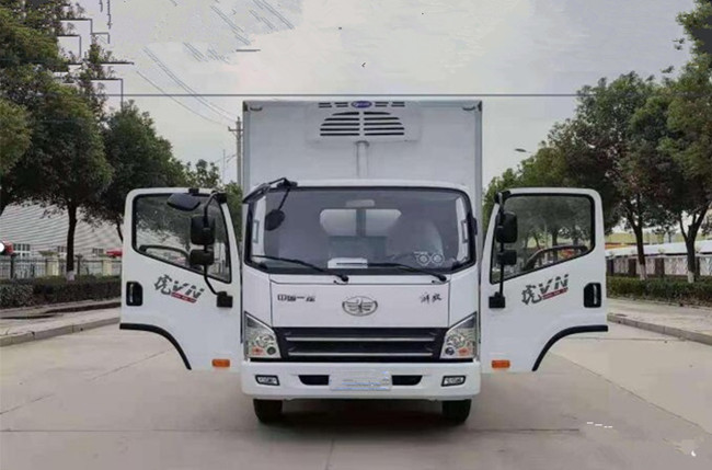 国六解放虎VN 4.2米冷藏车