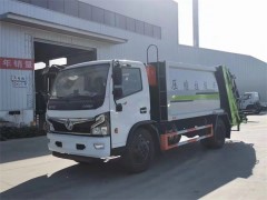 河南郑州张哥订购的东风D9后装压缩式垃圾车发车