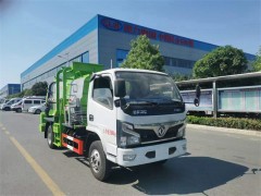 王哥订购的东风5吨餐厨垃圾车今日到达吉林长春，成功交付