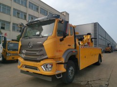 内蒙古阿拉善国六重汽豪瀚16吨重型清障车发车