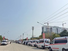 非急救转运救护车批量14台交车，地点广东深圳