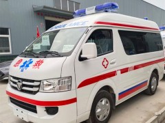 甘肃定西福田救护车转运型生产下线，准备送往医院交车