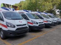 五辆带有负压功能的福特全顺120救护车马上发往安徽蚌埠