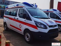 可放置各种医疗设备的福特负压医院救护车送往金华人民医院交车