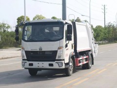 邯郸张总全款14万购买一台6方环卫垃圾车发车，带全密封盖