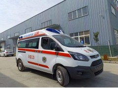 广西桂林福特V362负压监护型救护车发车，带负压隔离舱