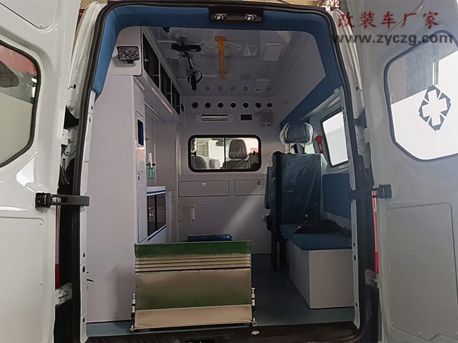 福 特V362监护型医疗救护车