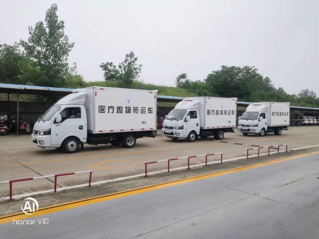 东风途逸小型医疗废物转运车