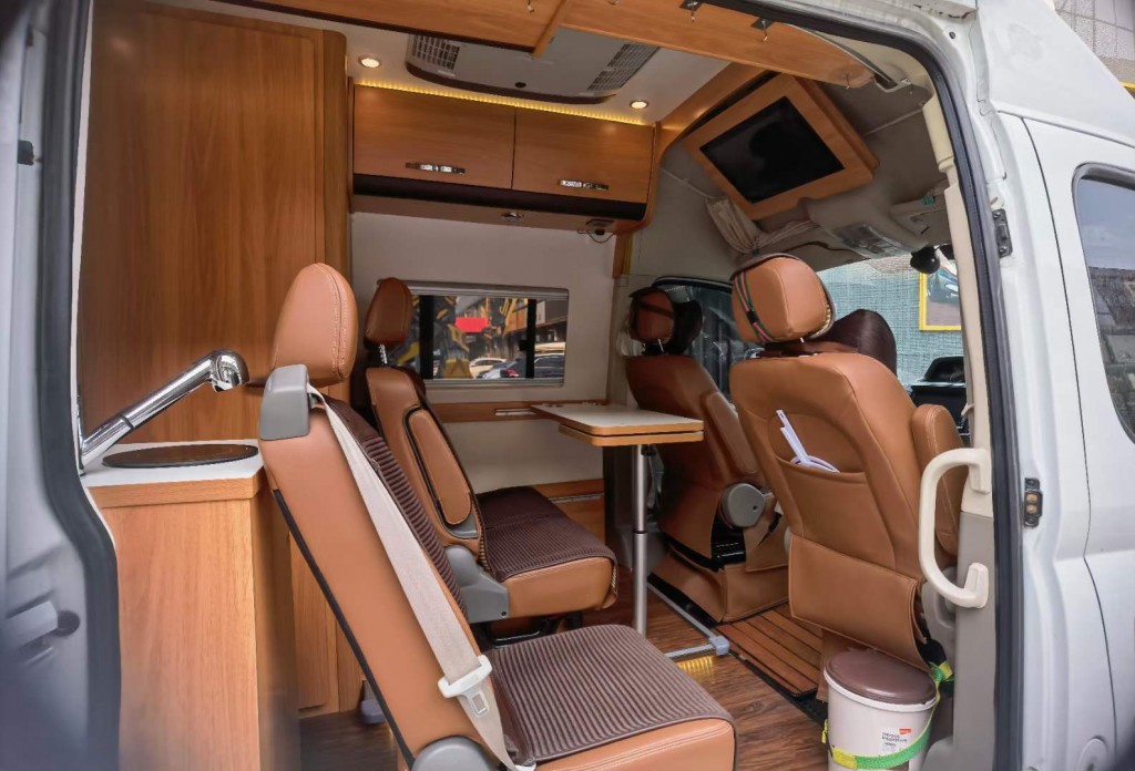 大通V80房车（V80宿营车）