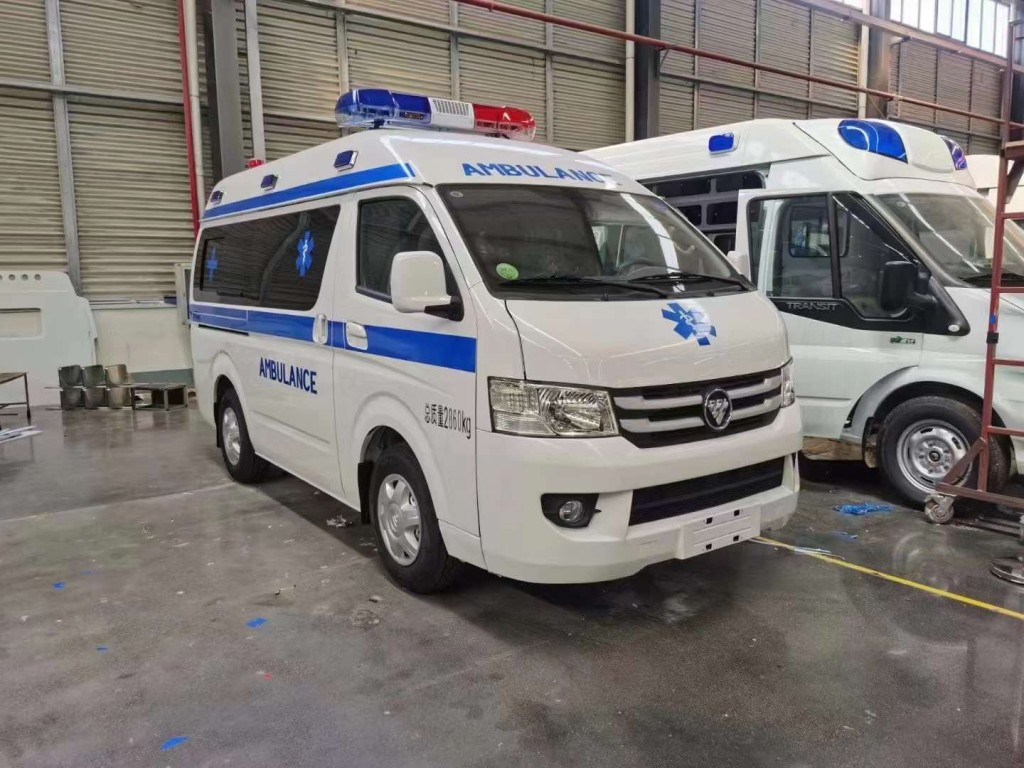 福田G7监护救护车