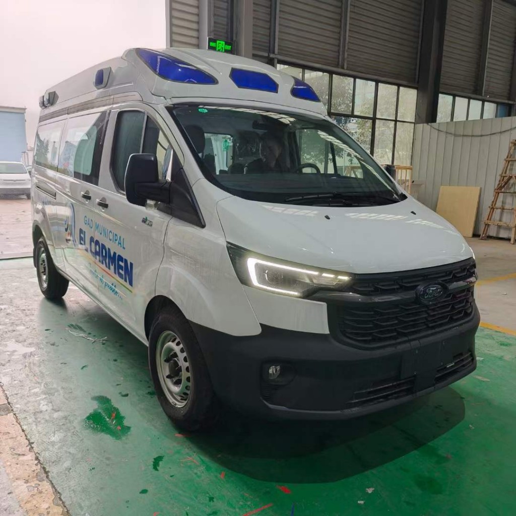 新全顺V362监护型救护车