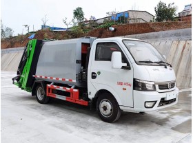 东风途逸4方环卫垃圾车