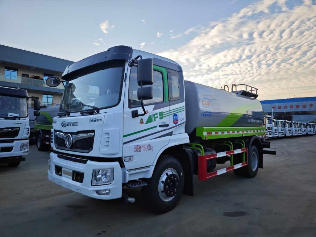 东风福瑞卡9方绿化洒水车
