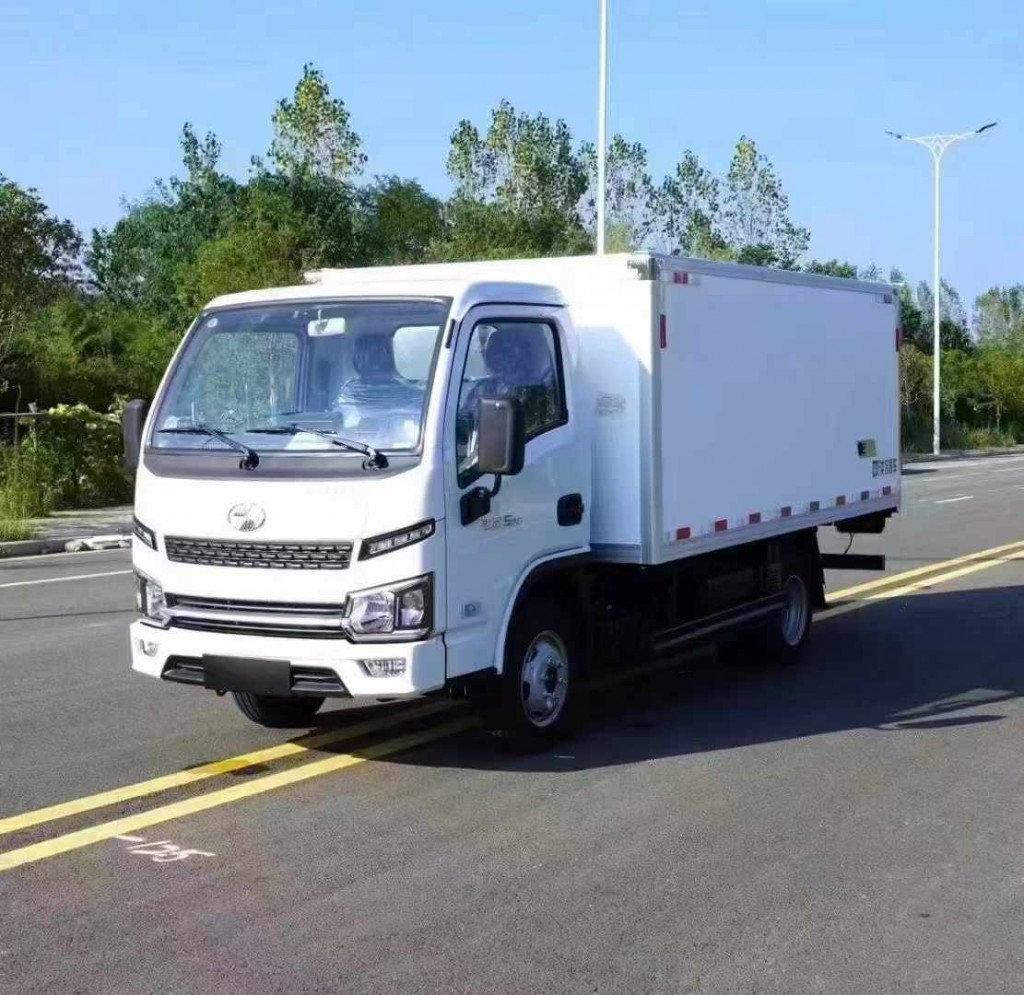 跃进4.2米程力冷藏车