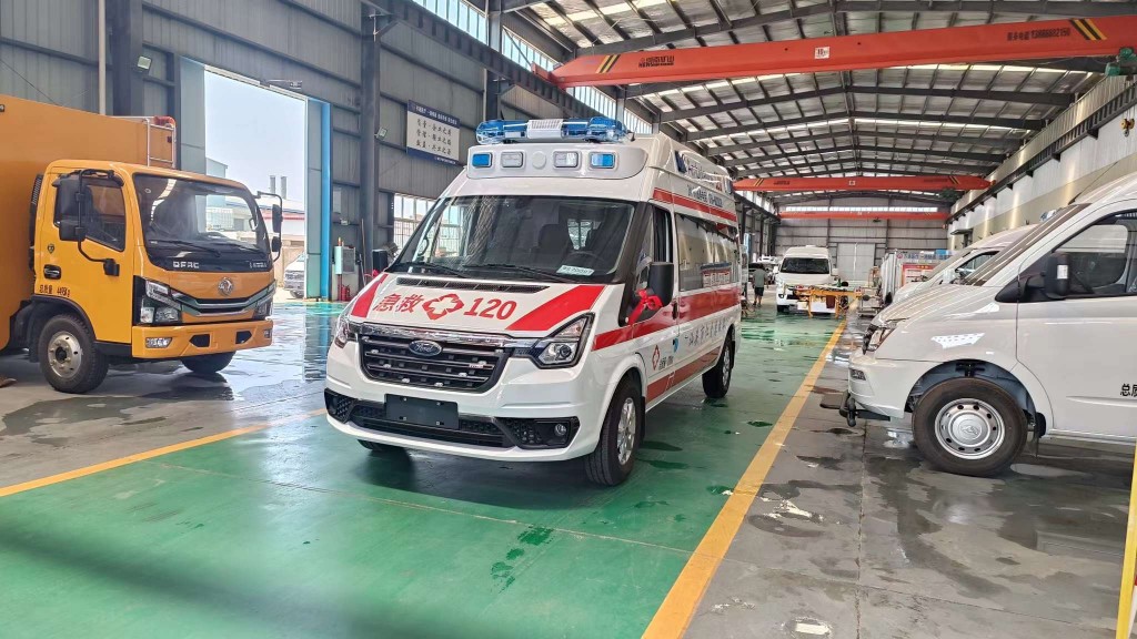 福特V348新世代负压救护车