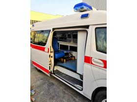 福田G7转院救护车