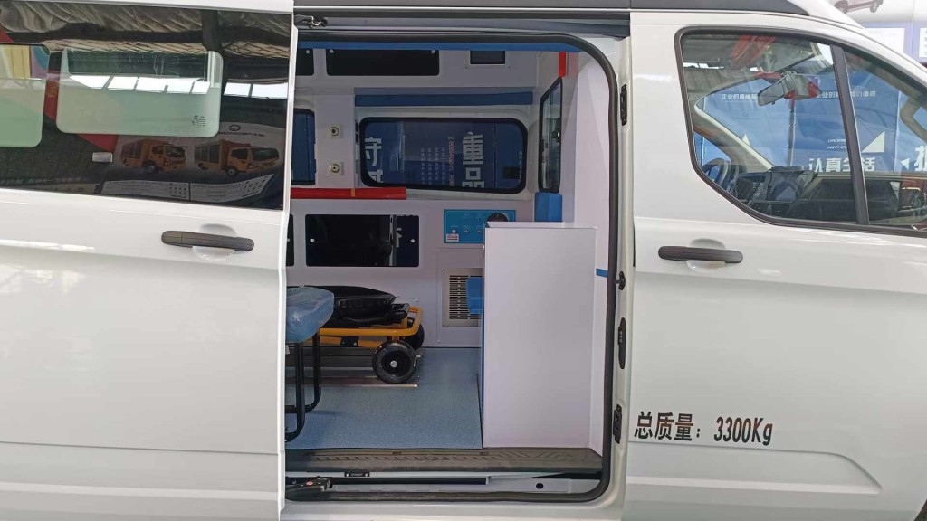 转运型全顺救护车