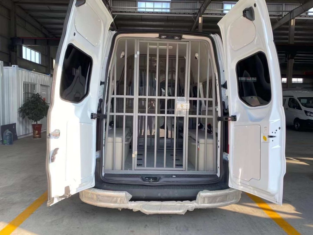 依维柯司法囚车