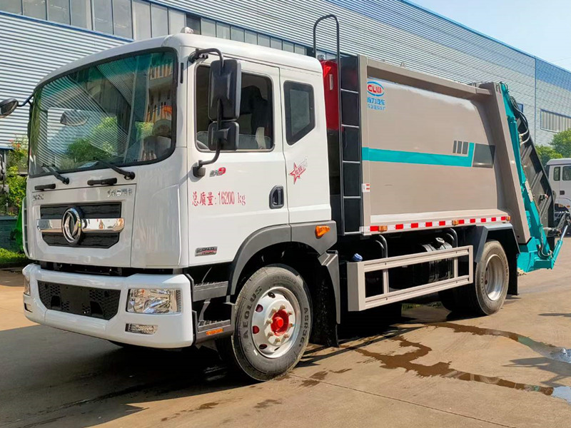 东风12方压缩垃圾车