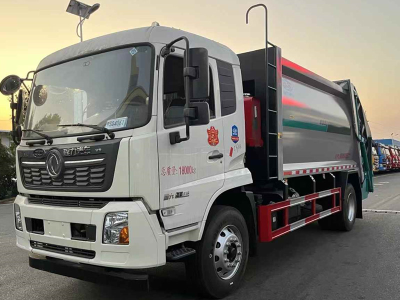 天锦14方压缩式垃圾车