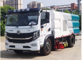 东风华神9方路面洗扫车