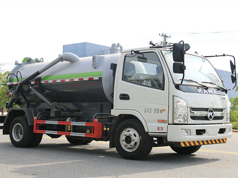 凯马蓝牌小型吸污车
