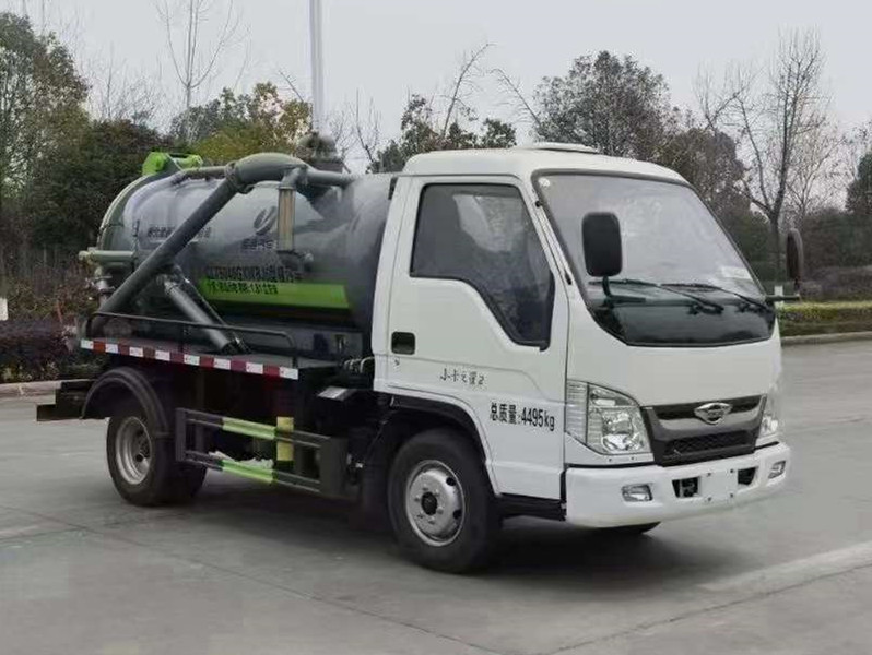 福田蓝牌小型吸污车