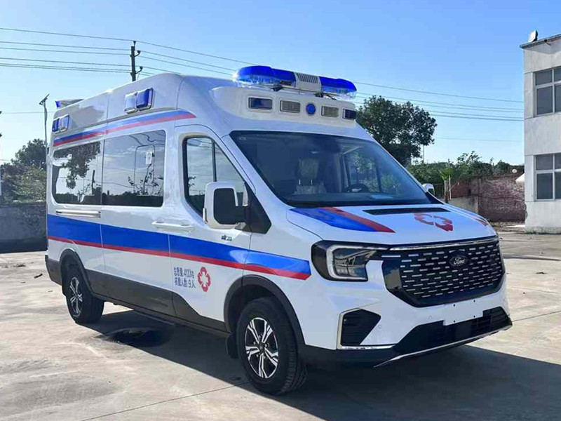 紧急福特救护车