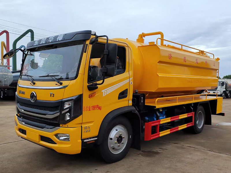 12方东风高压清洗吸污车