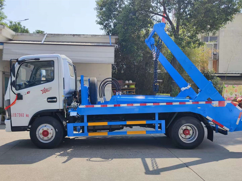 东风10方摆臂式垃圾车