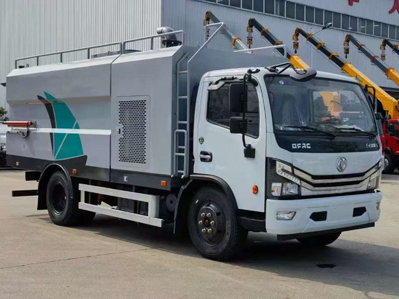 东风环卫清扫吸尘车