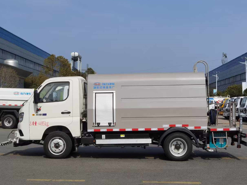 福田路面清洗车