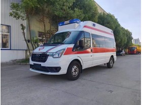 江铃福特120救护车