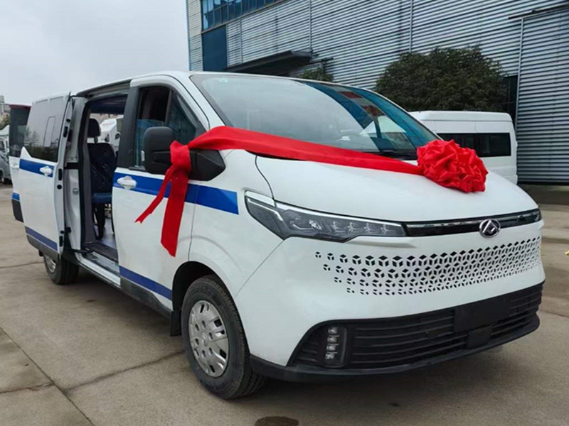 大通移动便民体检车