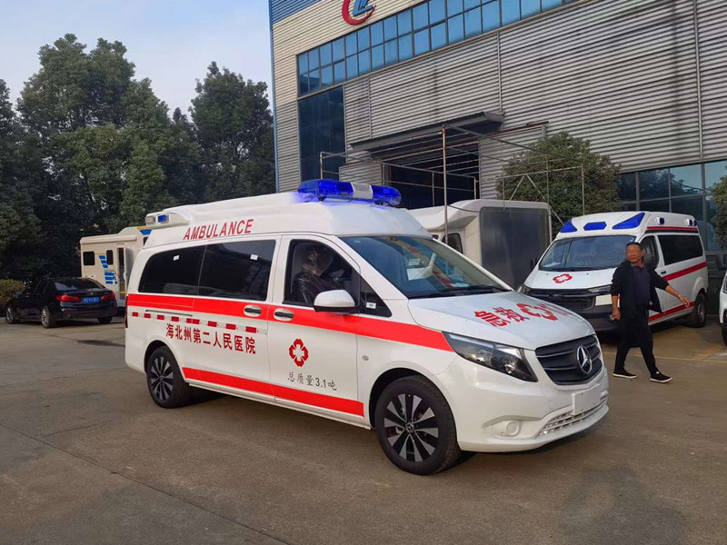 奔驰民政救助车