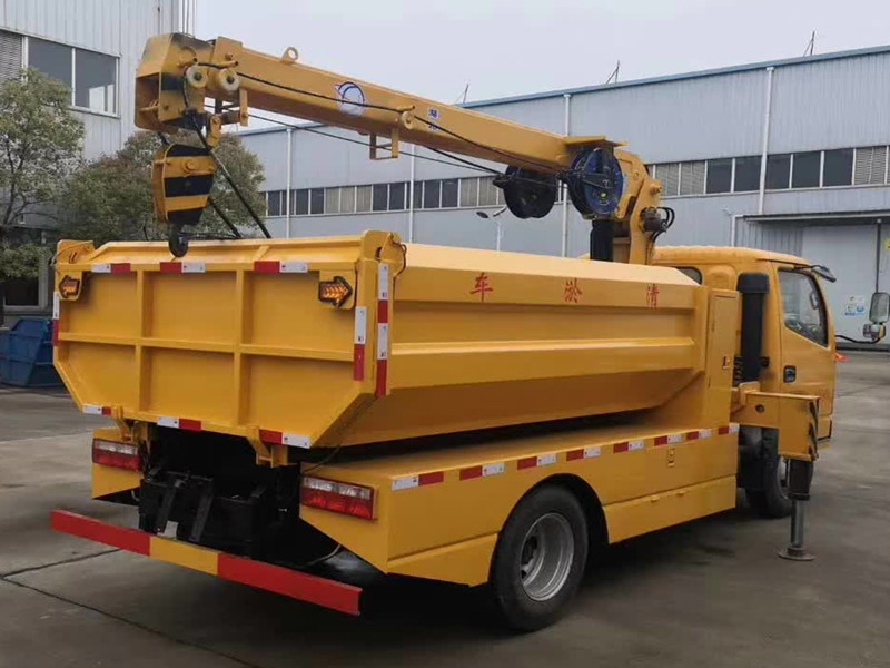 东风抓斗式窖井清淤车