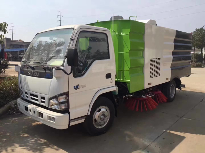 五十铃环卫道路清扫车