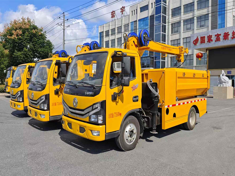 市政管道疏通清淤车