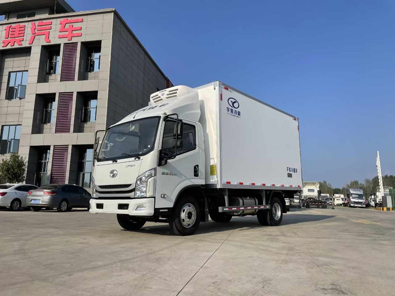 跃进疫苗运输车