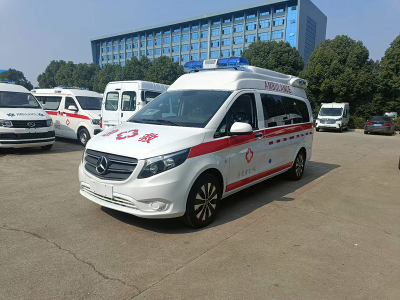 监护型奔驰救护车