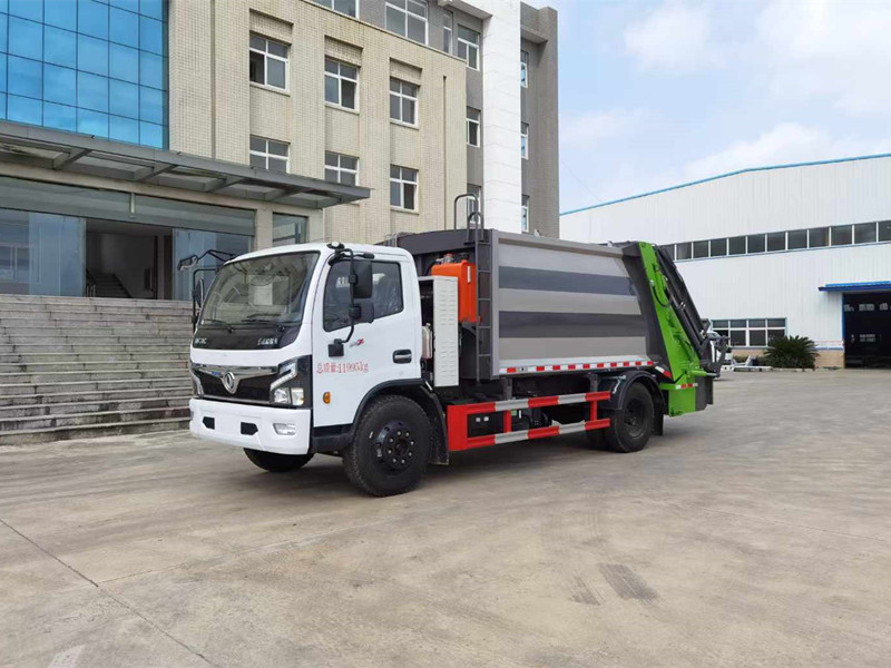 8方环卫垃圾车