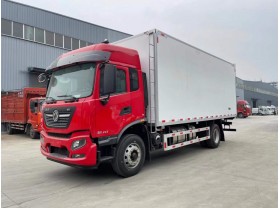 7.6米程力冷藏车