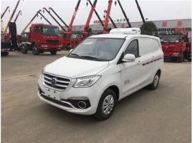 福田ix5面包冷藏车