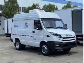 依维柯小型冷藏车