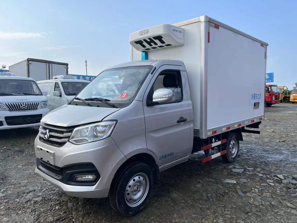 长安面包小型冷藏车