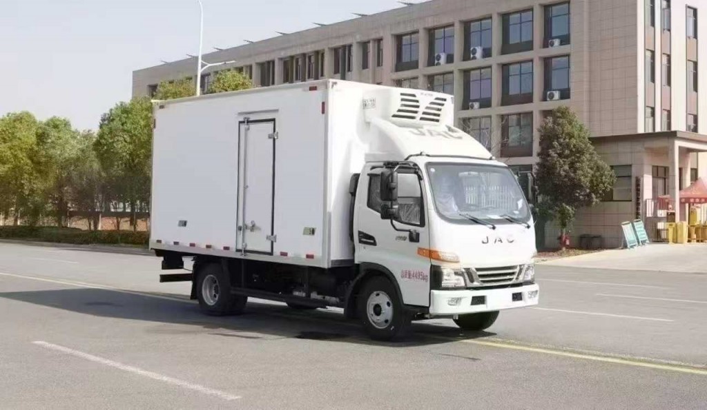 江淮骏铃冷藏车